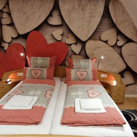 Renatas Ferienwohnung Isabel ซัสบาควัลเดิน ภายนอก รูปภาพ